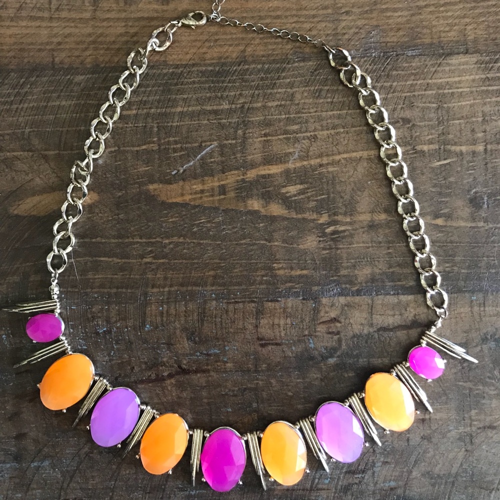 Statement necklace